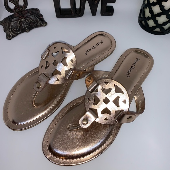 💕HP💕ROSE GOLD ornate sandals - Picture 6 of 6